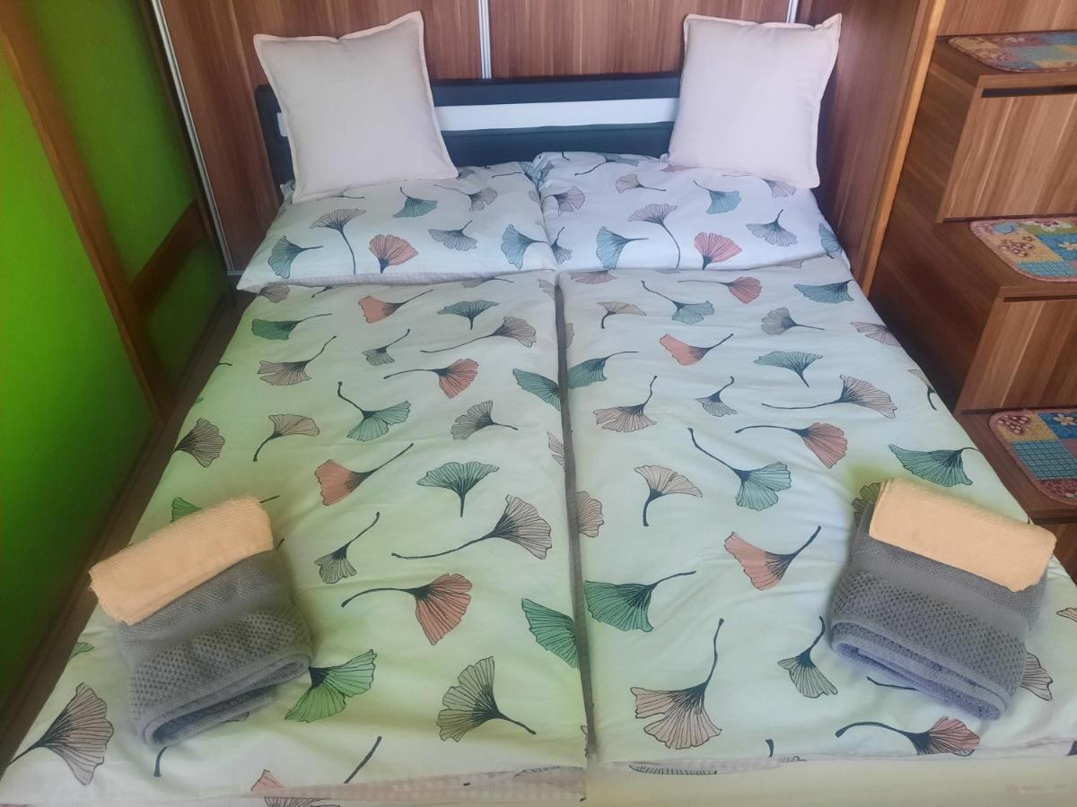 Apartman Sandra Valtice Zewnętrze zdjęcie
