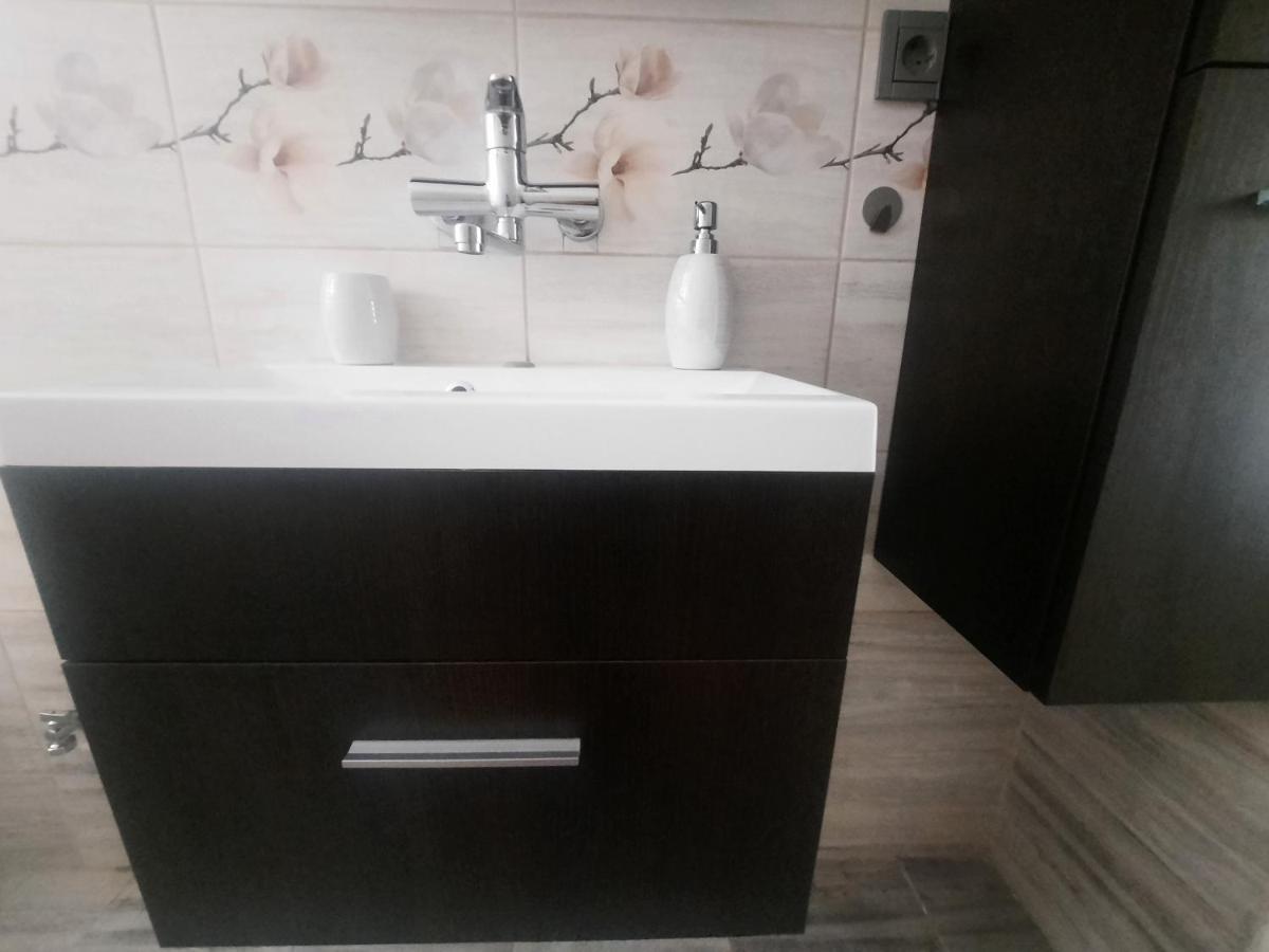 Apartman Sandra Valtice Zewnętrze zdjęcie
